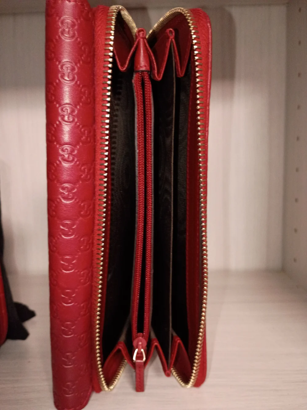 Gucci Red Leather Continental Wallet - Picture 6 of 9